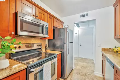 490 Civic Dr #101, Walnut Creek, CA 94596 - Photo 8