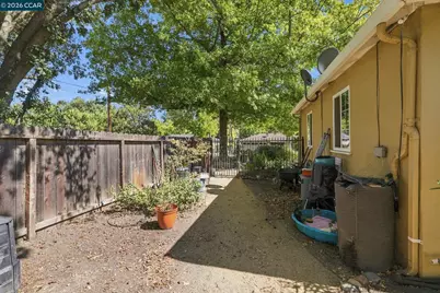 3043 Vessing Rd, Pleasant Hill, CA 94523 - Photo 26