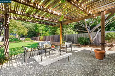 2304 Rubicon Ct, Walnut Creek, CA 94598 - Photo 24