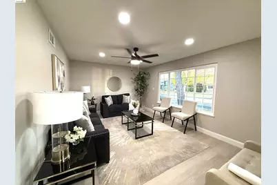 1249 Metten Ave, Pittsburg, CA 94565 - Photo 2
