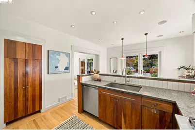 293 Santa Clara Ave., Oakland, CA 94610 - Photo 20