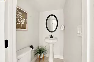 476 Creighton Way, Oakland, CA 94619 - Photo 38