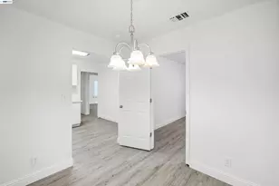 2623 Ensenada Way, Sacramento, CA 95815 - Photo 22