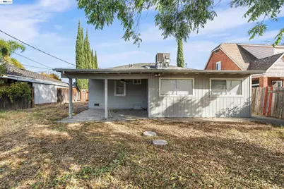 2623 Ensenada Way, Sacramento, CA 95815 - Photo 38