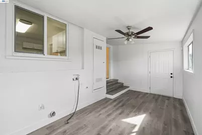 2623 Ensenada Way, Sacramento, CA 95815 - Photo 30