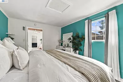 22730 Souza Ct, Hayward, CA 94541 - Photo 32
