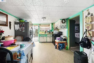 209 Dabner St, San Leandro, CA 94577 - Photo 2
