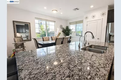 1658 Gobind Blvd, Mountain House, CA 95391 - Photo 8