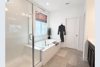 1658 Gobind Blvd, Mountain House, CA 95391 - Photo 18