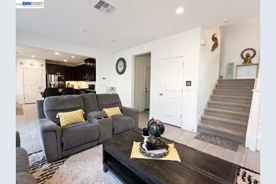 1658 Gobind Blvd, Mountain House, CA 95391 - Photo 6
