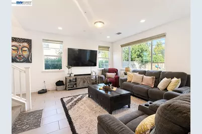 1658 Gobind Blvd, Mountain House, CA 95391 - Photo 4