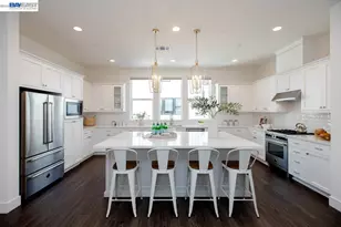 2042 Halo Ln, Alameda, CA 94501 - Photo 1