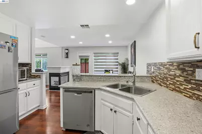 7721 Summerhill Pl, Castro Valley, CA 94552 - Photo 6