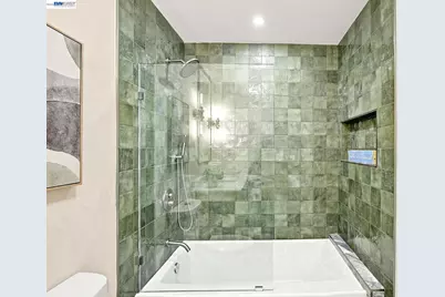2500 Lancaster Ct, Hayward, CA 94542 - Photo 30