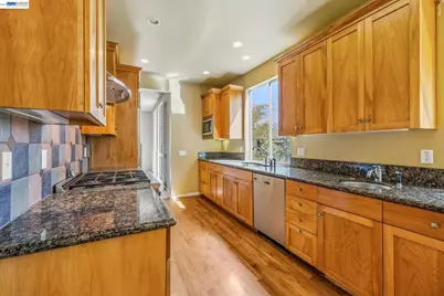 3265 Hertlein Pl, Castro Valley, CA 94546 - Photo 32