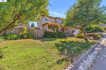 3265 Hertlein Pl, Castro Valley, CA 94546 - Photo 4