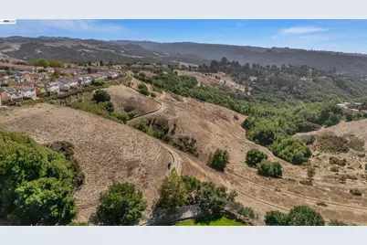 19475 Mount Jasper Dr, Castro Valley, CA 94552 - Photo 62