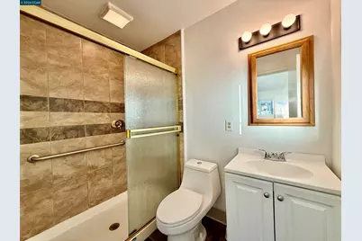 2808 Ruff Ave, Pinole, CA 94564 - Photo 14