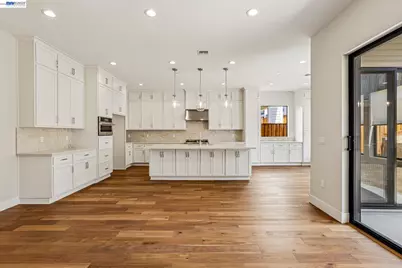 2306 Sanderling Ave, Marina, CA 93933 - Photo 6