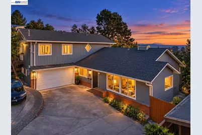 4734 Geranium Place, Oakland, CA 94619 - Photo 2