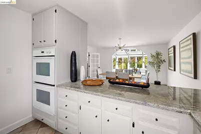 2615 Alhambra Way, Pinole, CA 94564 - Photo 12