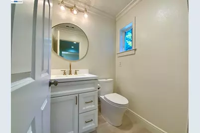 19 Edgewood Pl, Belmont, CA 94002 - Photo 20