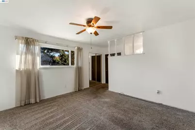 7516 Dorchester Way, Stockton, CA 95207 - Photo 16