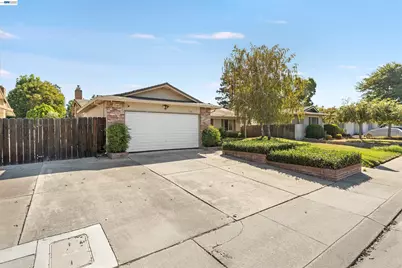 7516 Dorchester Way, Stockton, CA 95207 - Photo 2