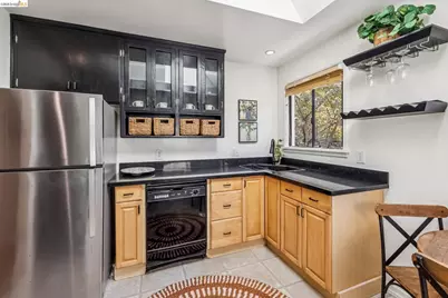1339 Mariposa St, Richmond, CA 94804 - Photo 6