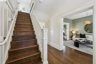 446 65th St, Oakland, CA 94609 - Photo 6