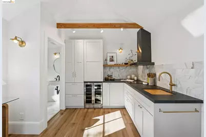 446 65th St, Oakland, CA 94609 - Photo 52