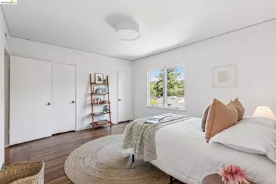 1980 Oak Crest, Oakland, CA 94602 - Photo 32