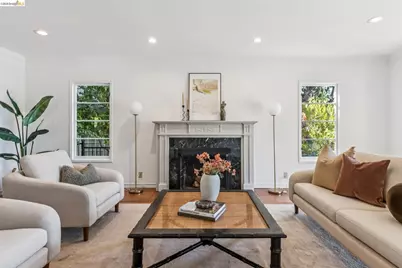 1980 Oak Crest, Oakland, CA 94602 - Photo 8