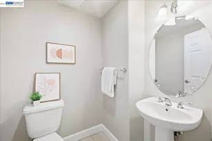 1437 Marcello Dr, San Jose, CA 95131 - Photo 48
