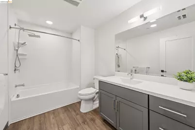 10300 San Pablo Ave #203, El Cerrito, CA 94530 - Photo 30