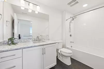 10300 San Pablo Ave #203, El Cerrito, CA 94530 - Photo 20