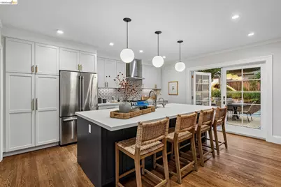 5529 Snake Rd, Oakland, CA 94611 - Photo 62