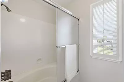 73 Bay Park Ter, Alameda, CA 94502 - Photo 34