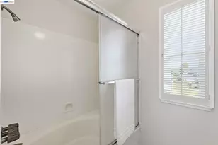 73 Bay Park Terrace, Alameda, CA 94502 - Photo 34
