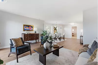 73 Bay Park Ter, Alameda, CA 94502 - Photo 10