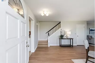 73 Bay Park Ter, Alameda, CA 94502 - Photo 6