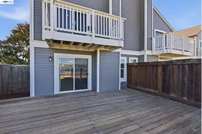 73 Bay Park Ter, Alameda, CA 94502 - Photo 16