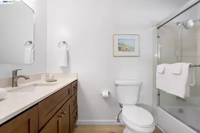 316 Fair Haven Rd, Alameda, CA 94501 - Photo 38