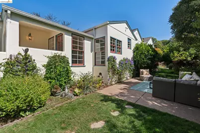 929 Contra Costa Ave, Berkeley, CA 94707 - Photo 2