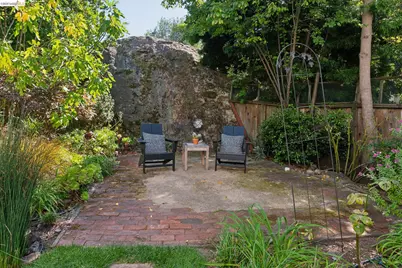 929 Contra Costa Ave, Berkeley, CA 94707 - Photo 38