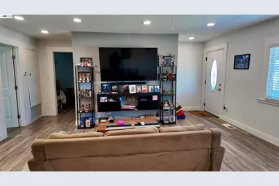 201 Navone St, Vallejo, CA 94591 - Photo 6