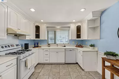 36095 San Pedro Dr, Fremont, CA 94536 - Photo 8