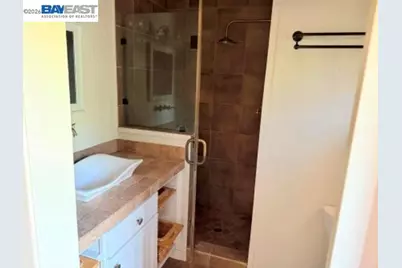 154 Vine St, Vacaville, CA 95688 - Photo 16