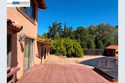 154 Vine St, Vacaville, CA 95688 - Photo 20