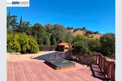 154 Vine St, Vacaville, CA 95688 - Photo 22